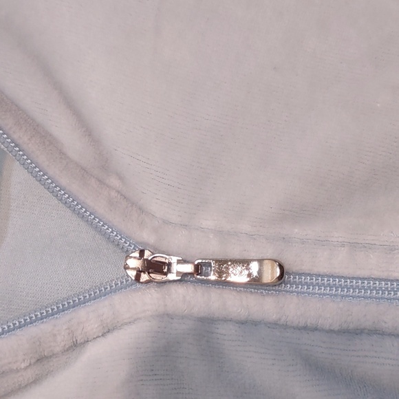 USED TALBOTS PETITES SIZE SMALL BABY BLUE HAS LIGHT STAIN ON LOWER BACK - Picture 4 of 9